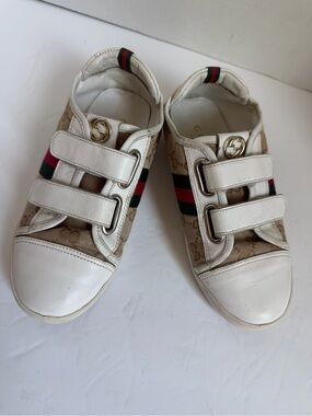 Gucci White & Beige Signature Velcro Sneakers with Red-Green Stripe